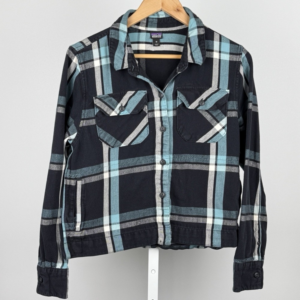 Patagonia Women Long‎ Sleeve Blue Plaid Button Front Shacket - Picture 2 of 9